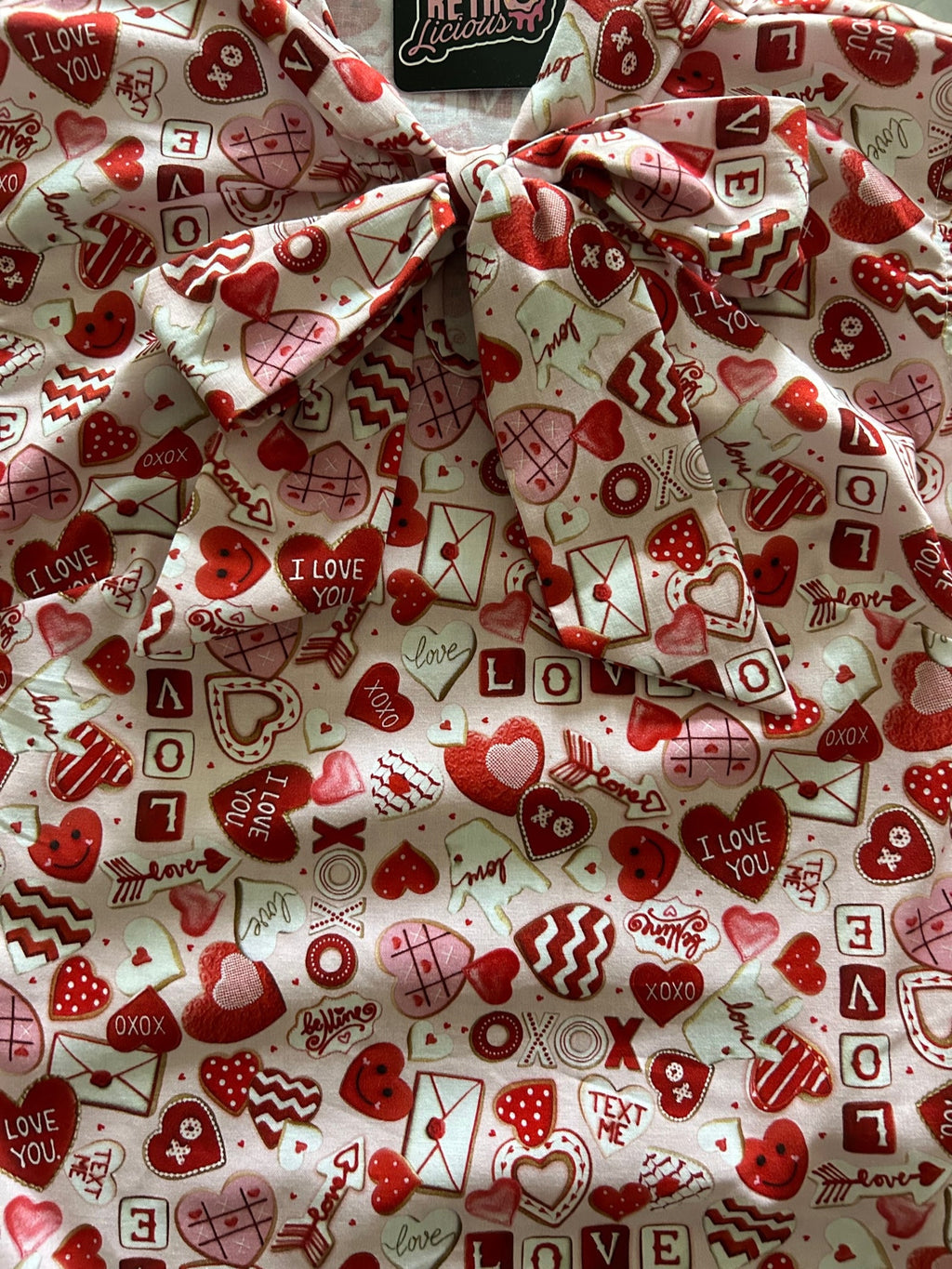 XOXO Bow Top