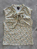Carrots Bow Top